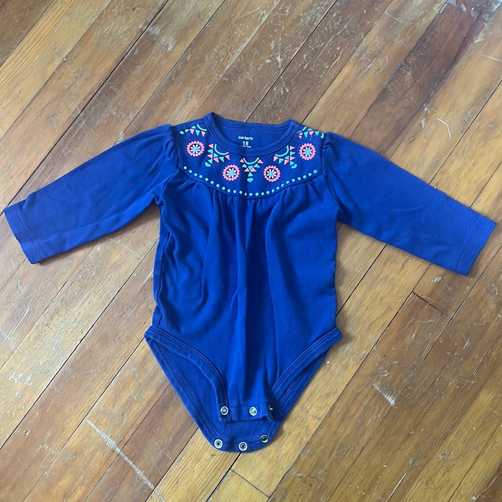 Carter’s Long-sleeved navy onsie with design embellishment. 18 months